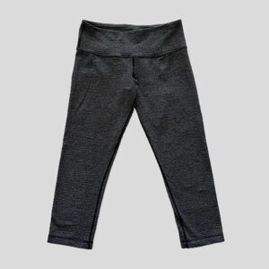 Lululemon Gray Wunder Under Striped Capri Cropped Athleisure Leggings 6